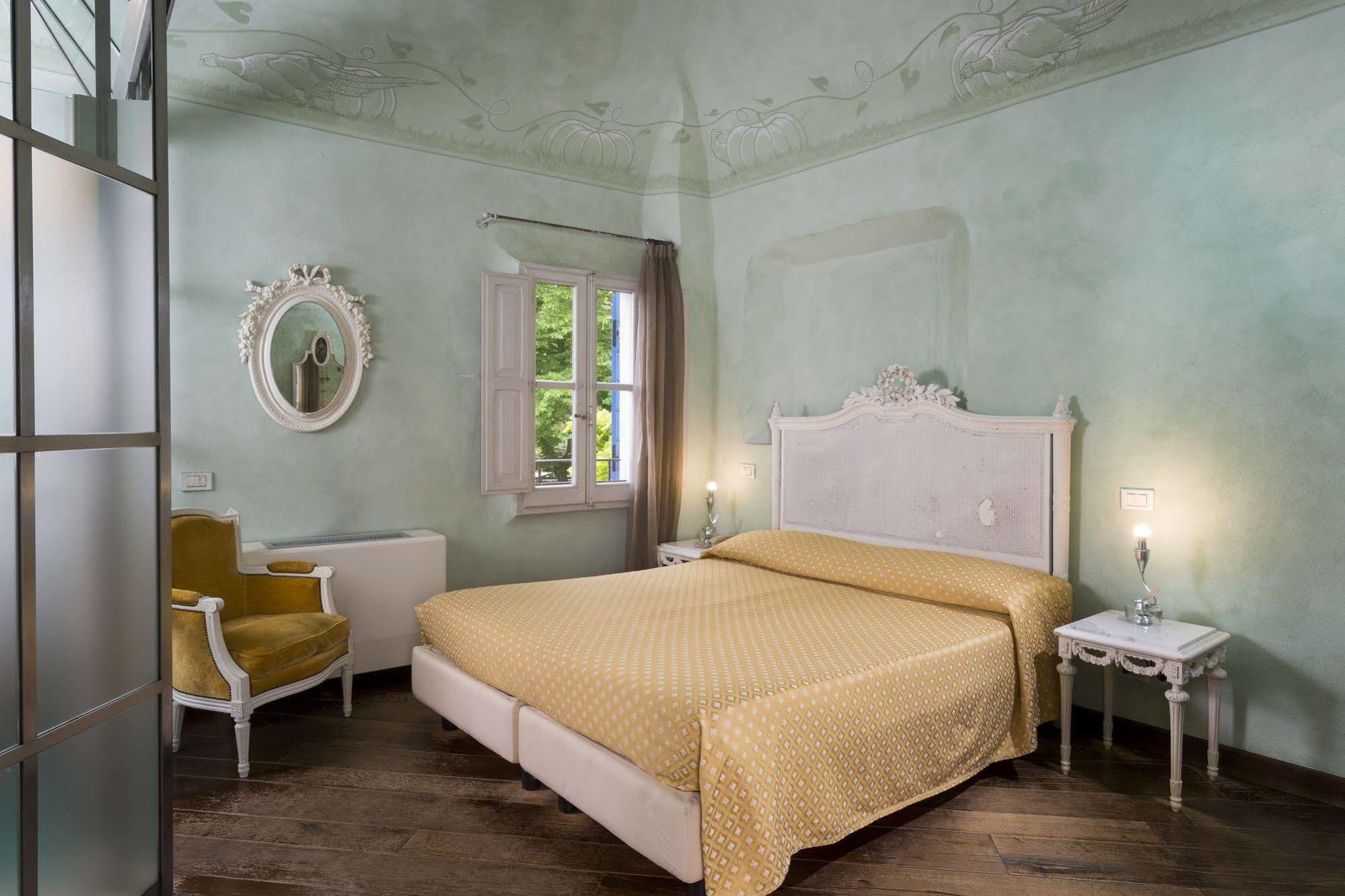 Il Villino Hotel & Spa Сантарканджело-ди-Романья Экстерьер фото